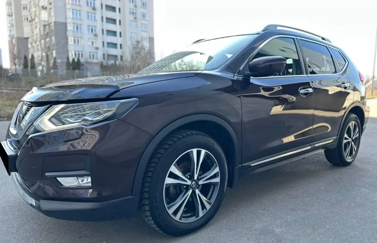 Продажа Nissan X-Trail 2017 года - Кроссоверы (Авто) в Новосибирск