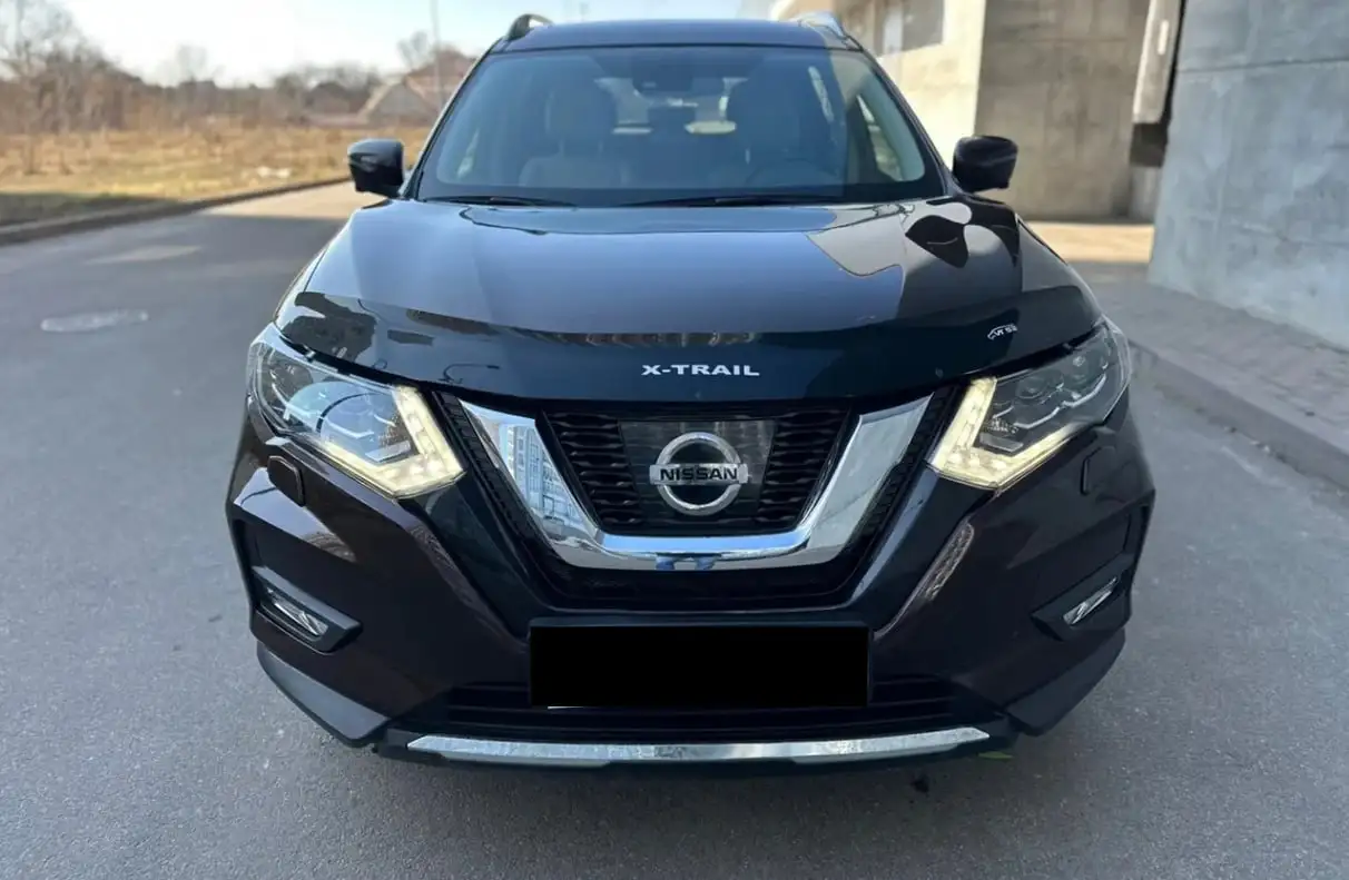 Продажа Nissan X-Trail 2017 года - Кроссоверы (Авто) в Новосибирск