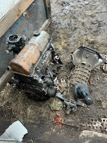 Продам мотор 1.5 и коробку передач 4-ступенчатую - Двигатель и коробка передач в Новосибирск