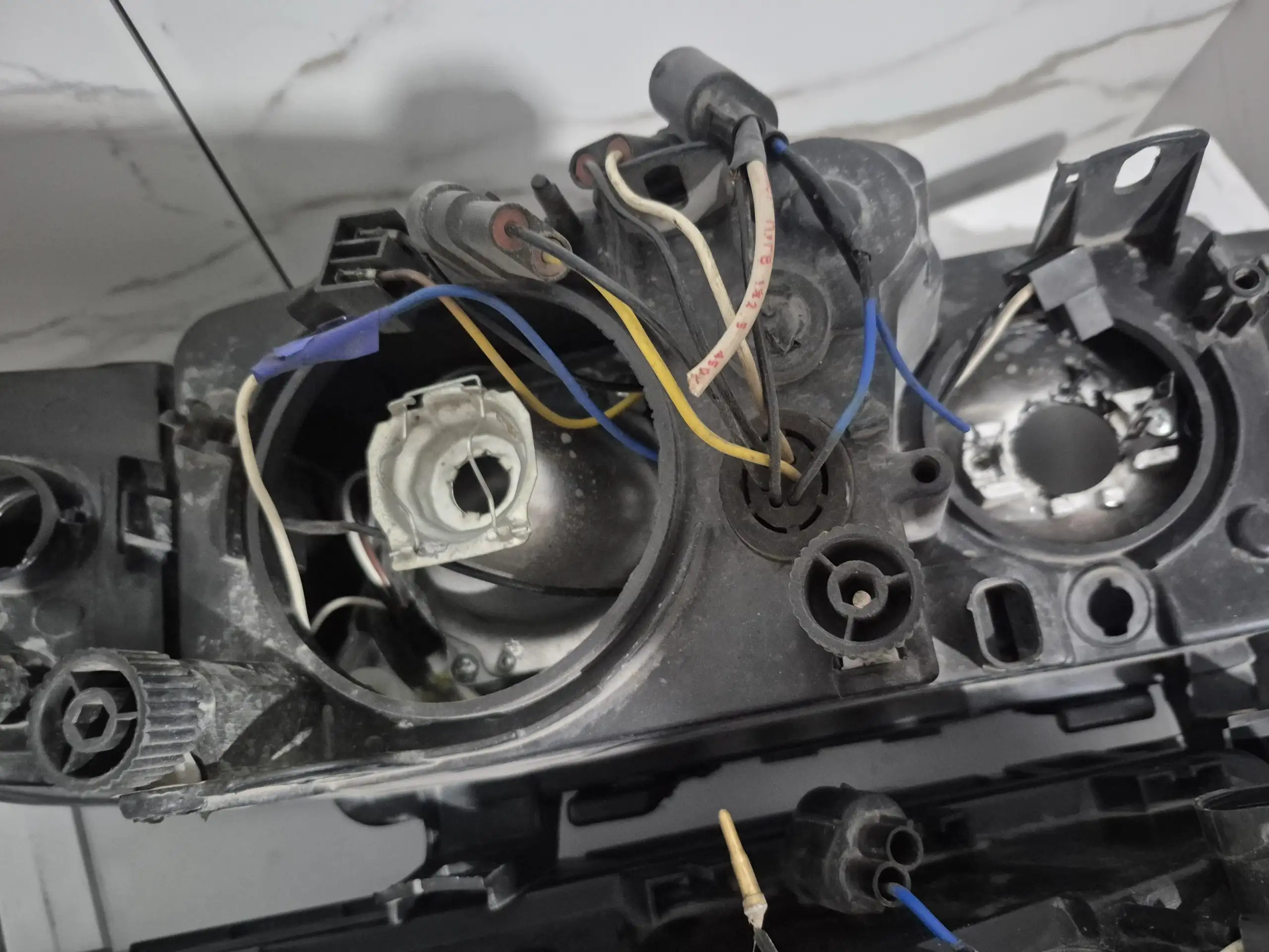 Продам фары на BMW E39 - Осветительные приборы (Запчасти) в Бердск