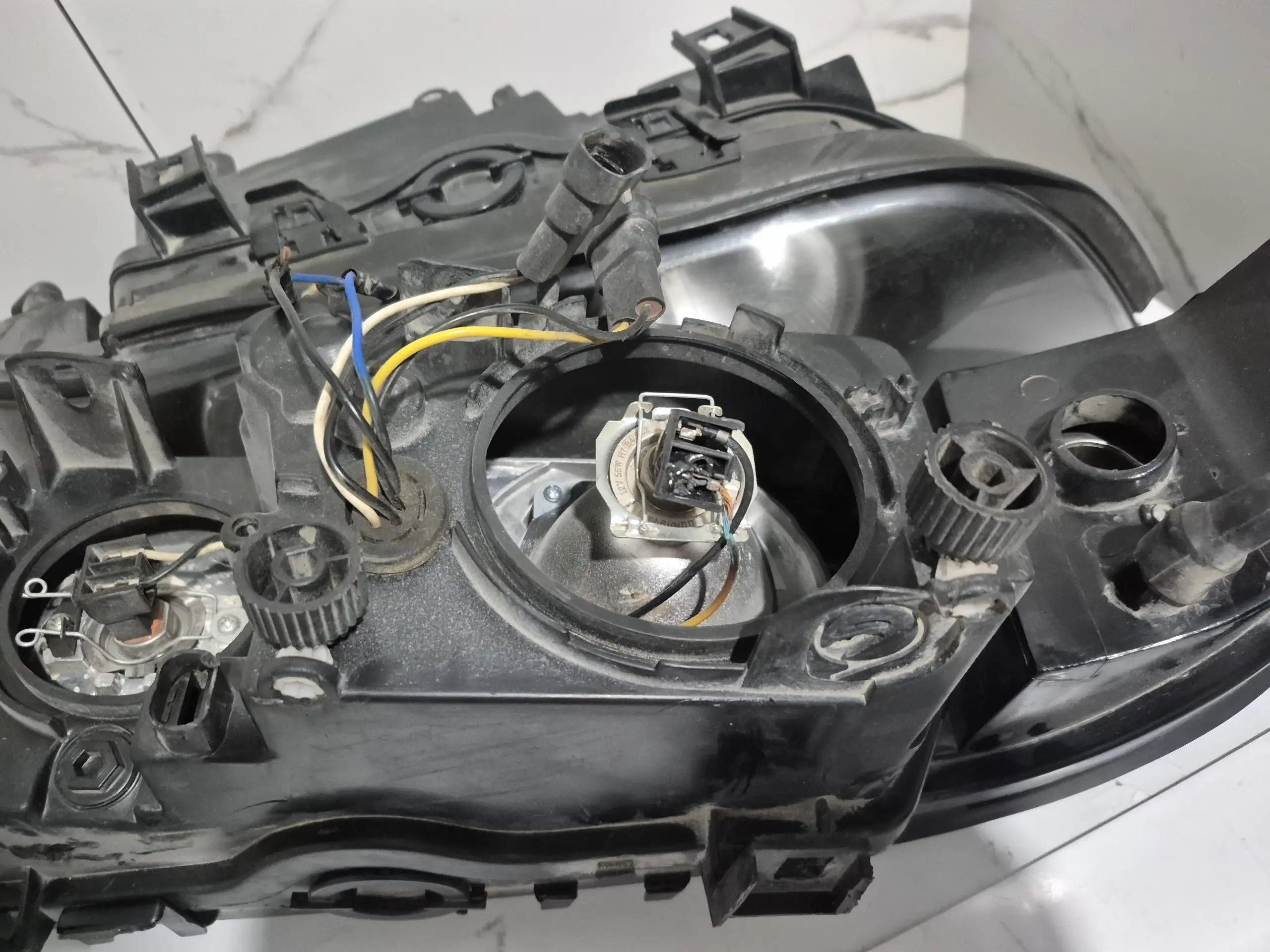 Продам фары на BMW E39 - Осветительные приборы (Запчасти) в Бердск