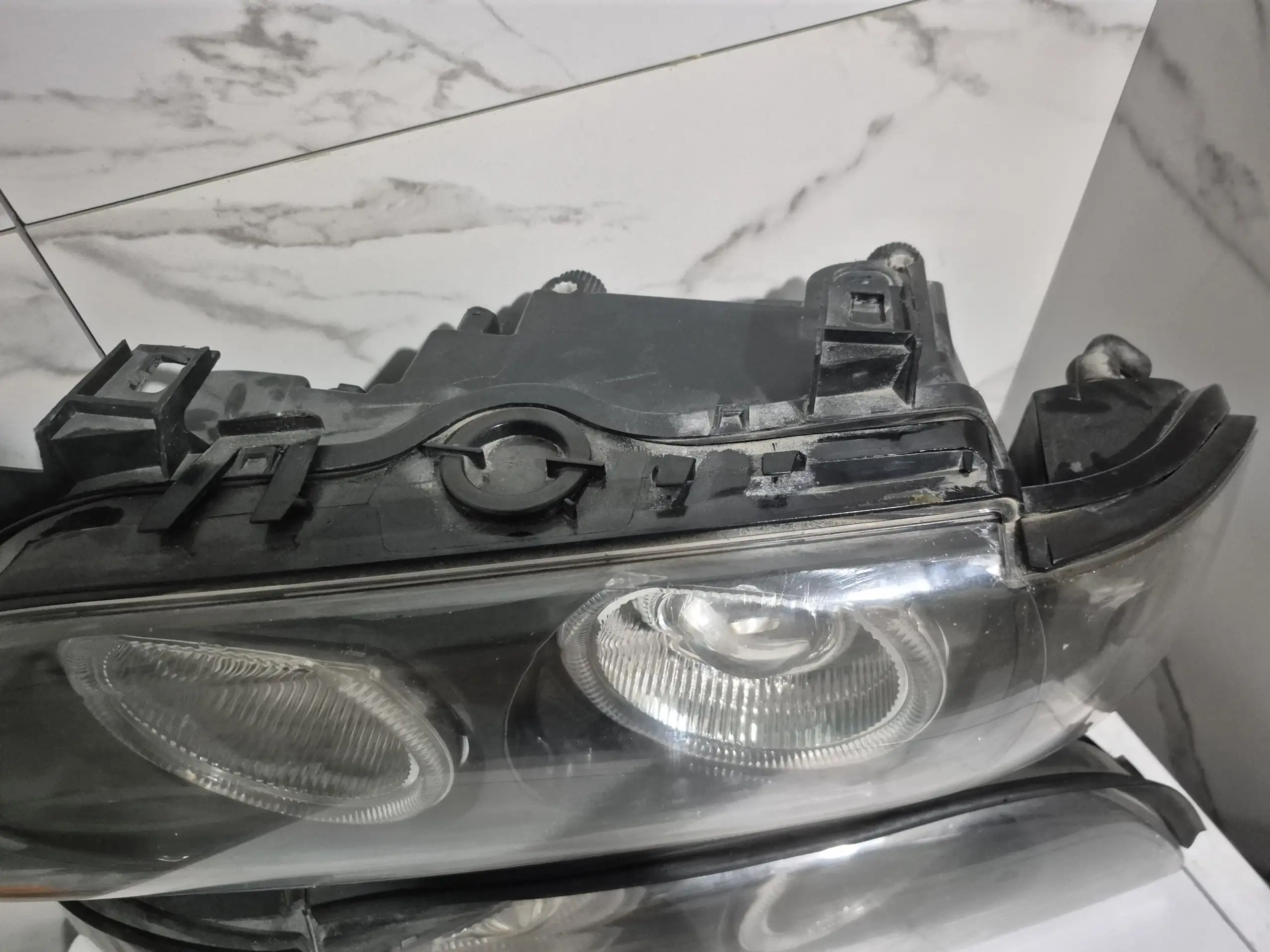 Продам фары на BMW E39 - Осветительные приборы (Запчасти) в Бердск