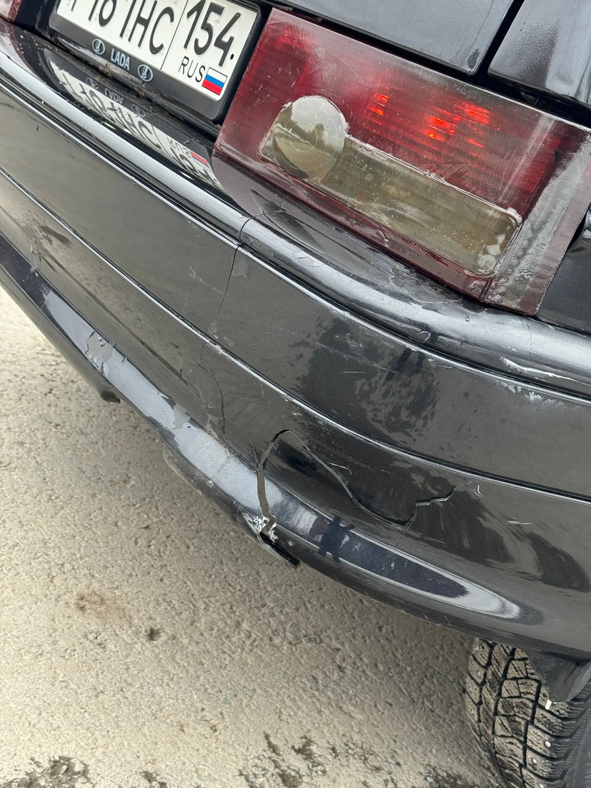 Автомобиль в отличном состоянии с новым литьем и резиной - Авто в Новосибирск