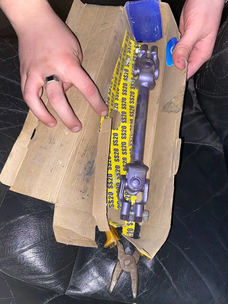 Рулевой вал SS20 - Запчасти (Авто) в Новосибирск