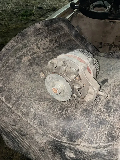 Продам генератор 60А, стартеры, блок предохранителей, колеса R13 - Легковые автомобили ВАЗ в Новосибирск