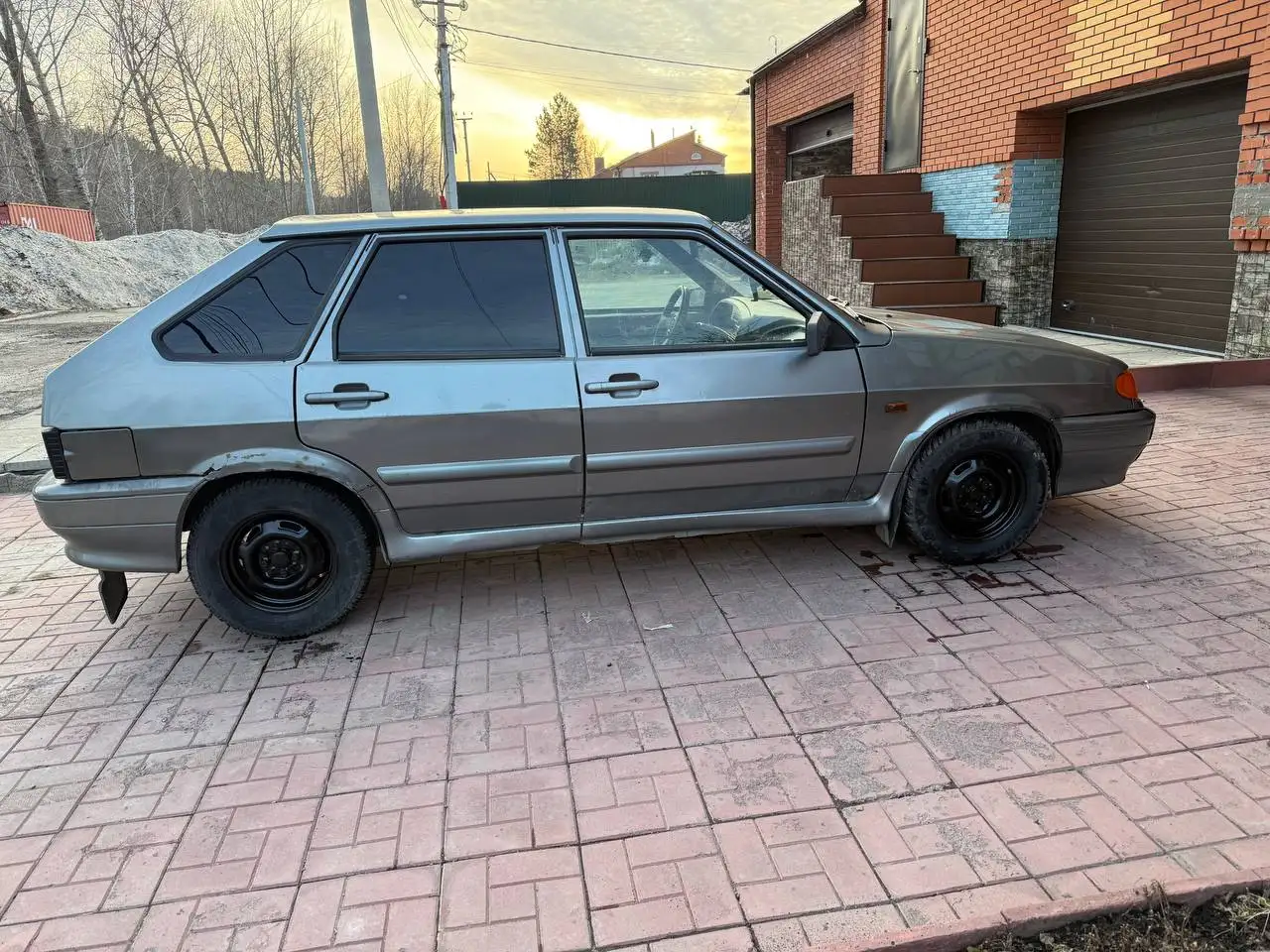 Автомобиль на ходу с чистыми документами - Легковые автомобили (Авто) в Новосибирск