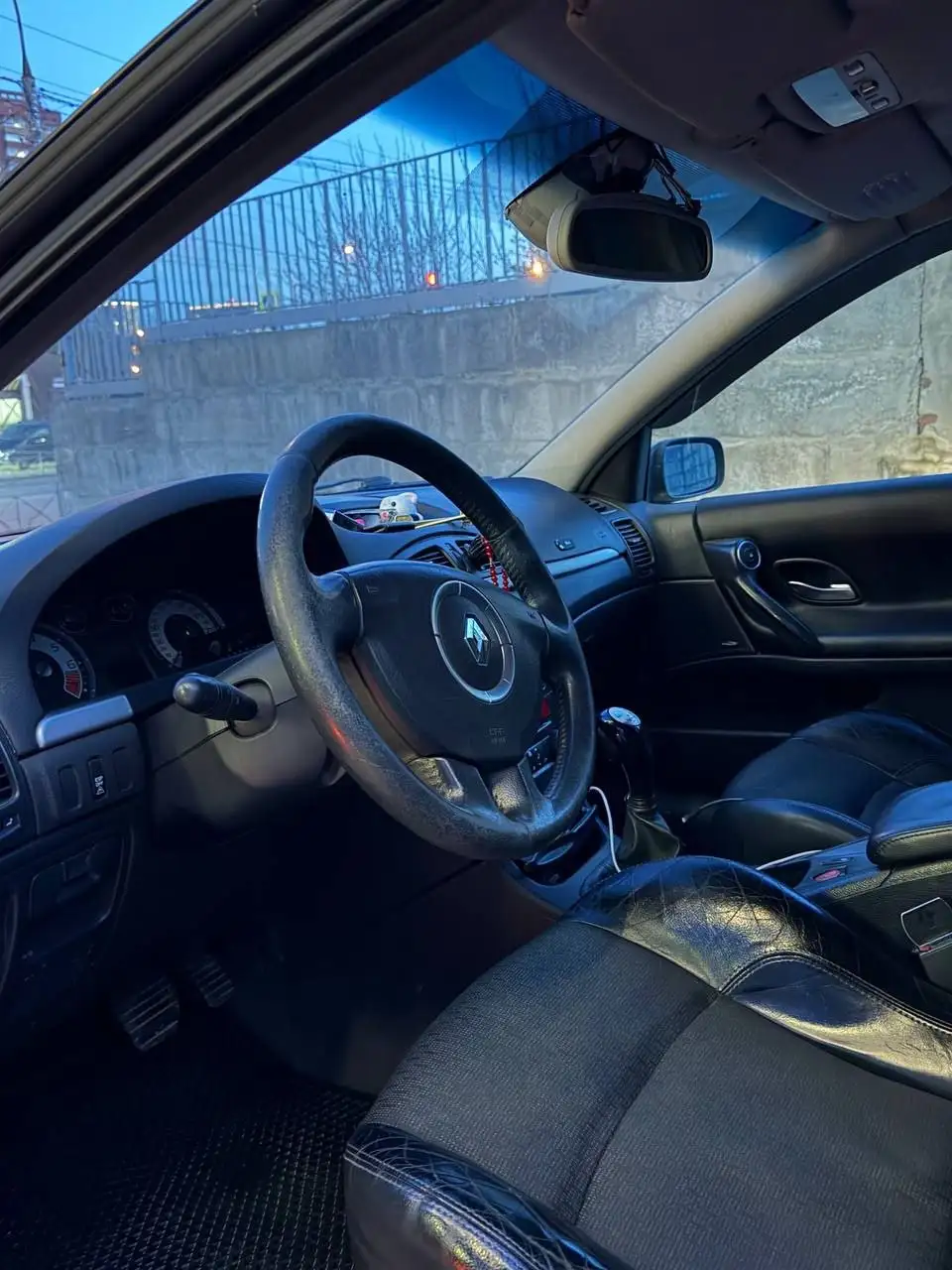 Рено 2.0л турбо автомат - Легковые автомобили (Авто) в Новосибирск