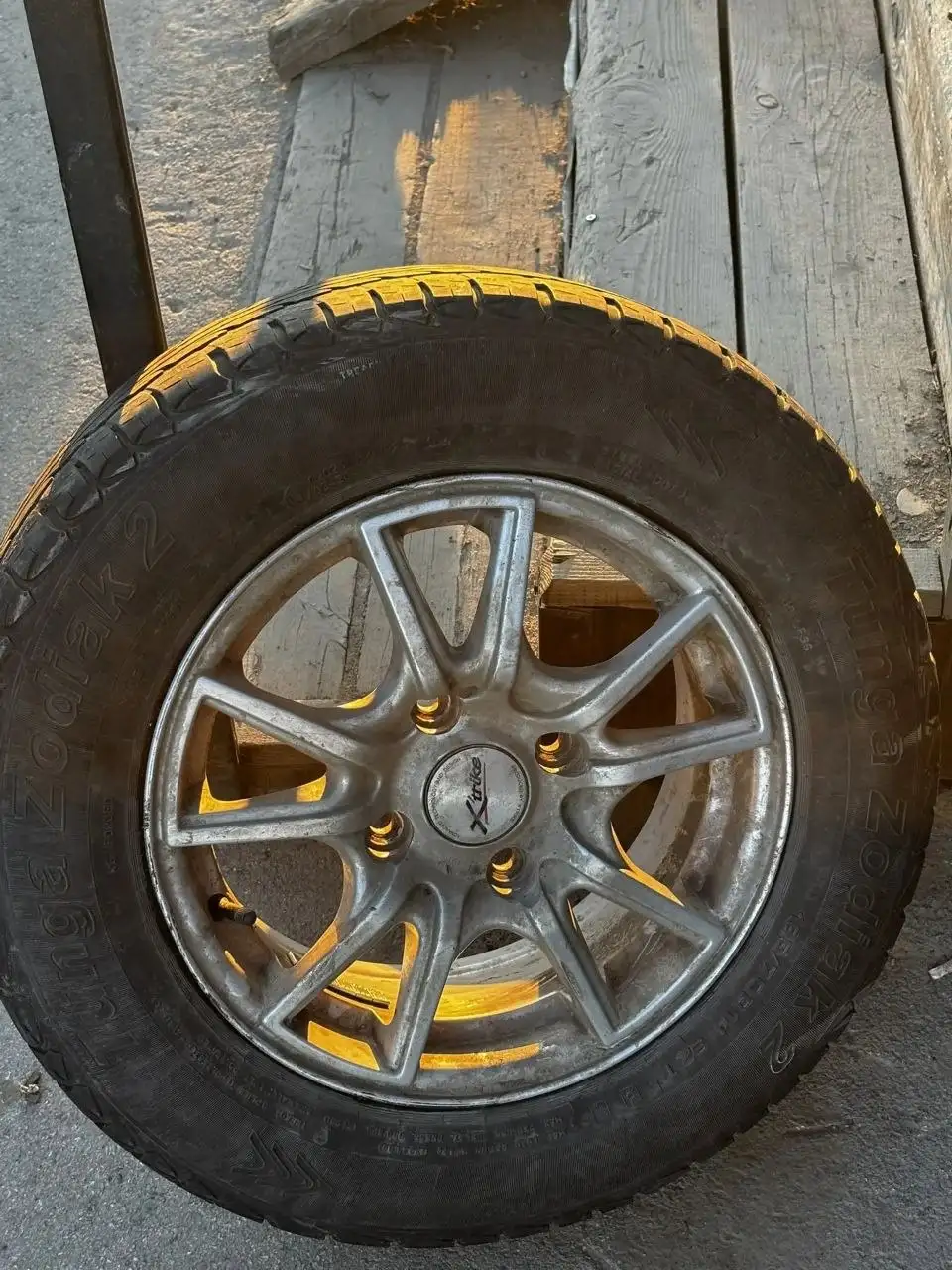 Продам колеса в сборе 185/70 R14 - Колёса и шины (Запчасти) в Новосибирск