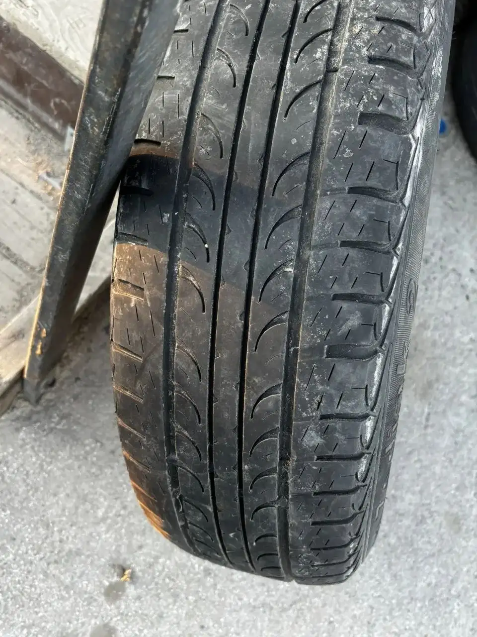 Продам колеса в сборе 185/70 R14 - Колёса и шины (Запчасти) в Новосибирск