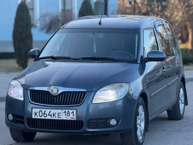 Skoda Roomster 2008 - Авто в Мелитополь