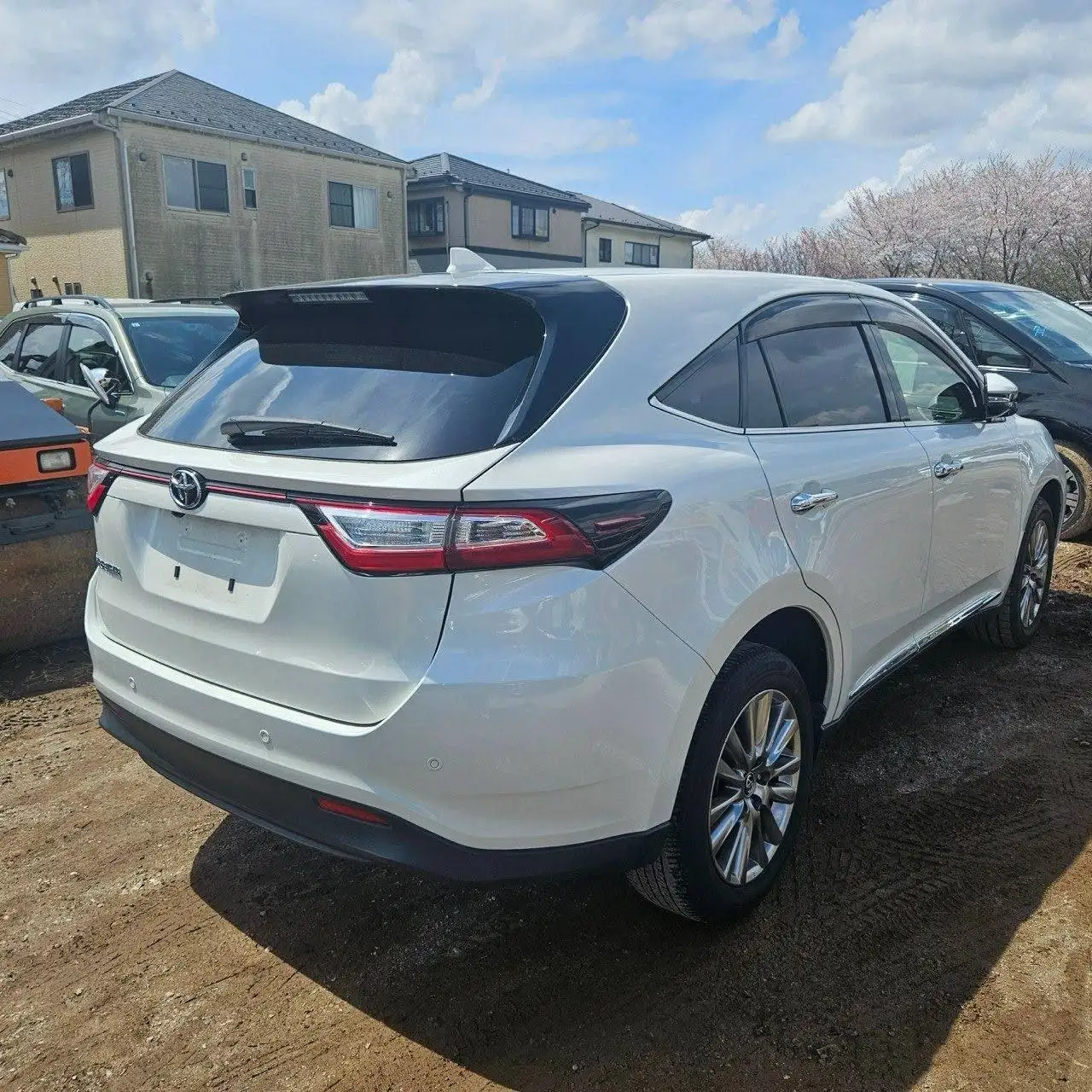 Toyota Harrier 2018 Premium - Легковые автомобили (Авто) в Владивосток