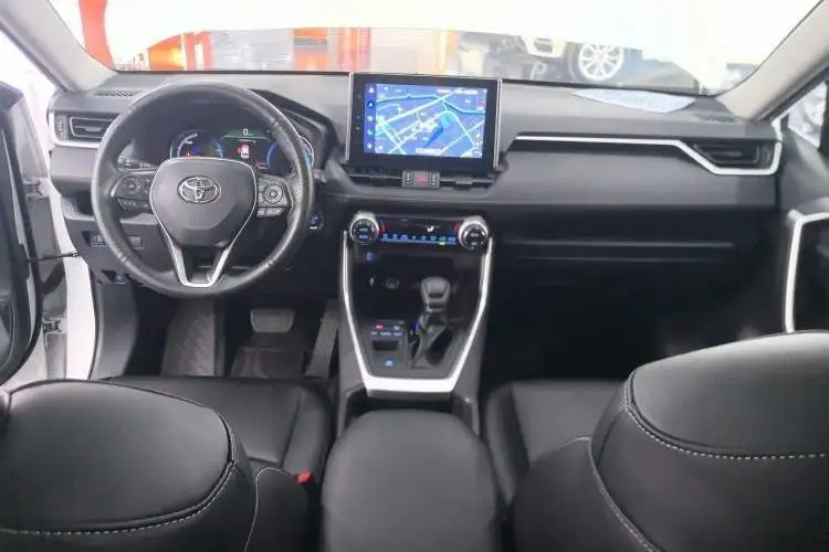 Продам Тойота Рав4 2021 - Легковые автомобили (Авто) в Новосибирск
