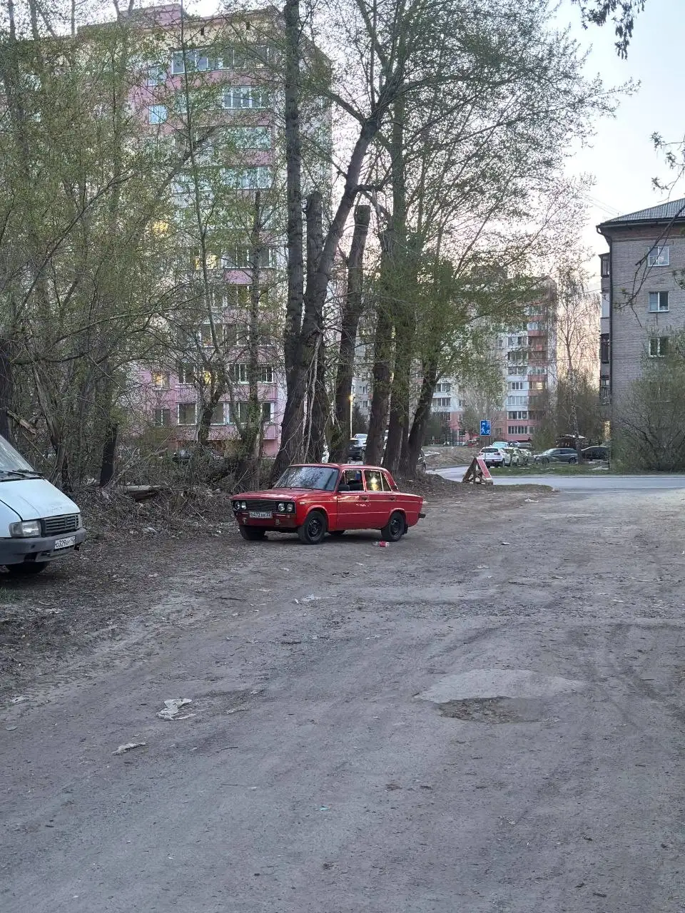 Автомобиль на ходу, нужен стартер - Авто в Новосибирск