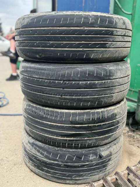 Шины 205/60R16 с грыжей - Шины и диски в Новосибирск