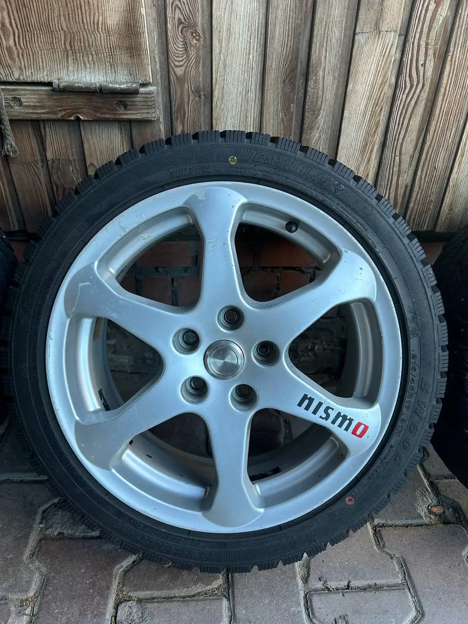 Диски NISSAN R18 с резиной (комплект) - Диски и шины (Авто) в Новосибирск