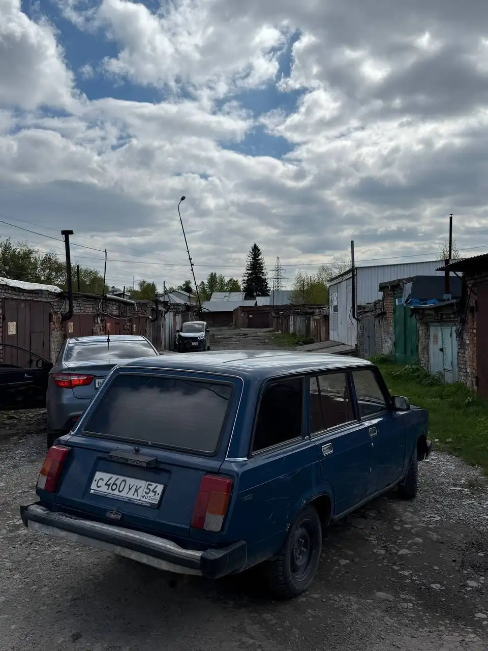 Продажа ВАЗ 2107 и 2104 - Авто в Новосибирск