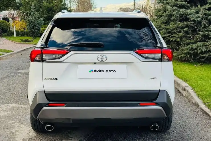 Toyota RAV4 2019 - Toyota RAV4 (Авто) в Новосибирск