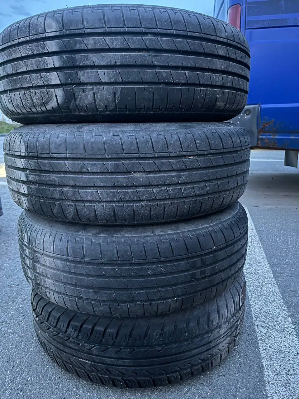 Литье R13 на резине 175/70/13 - Диски и шины (Авто) в Новосибирск