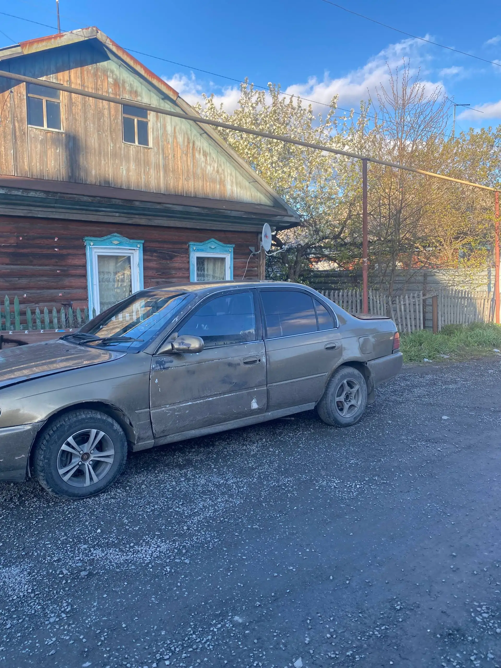 Toyota Corolla 1991 - Авто в Новосибирск