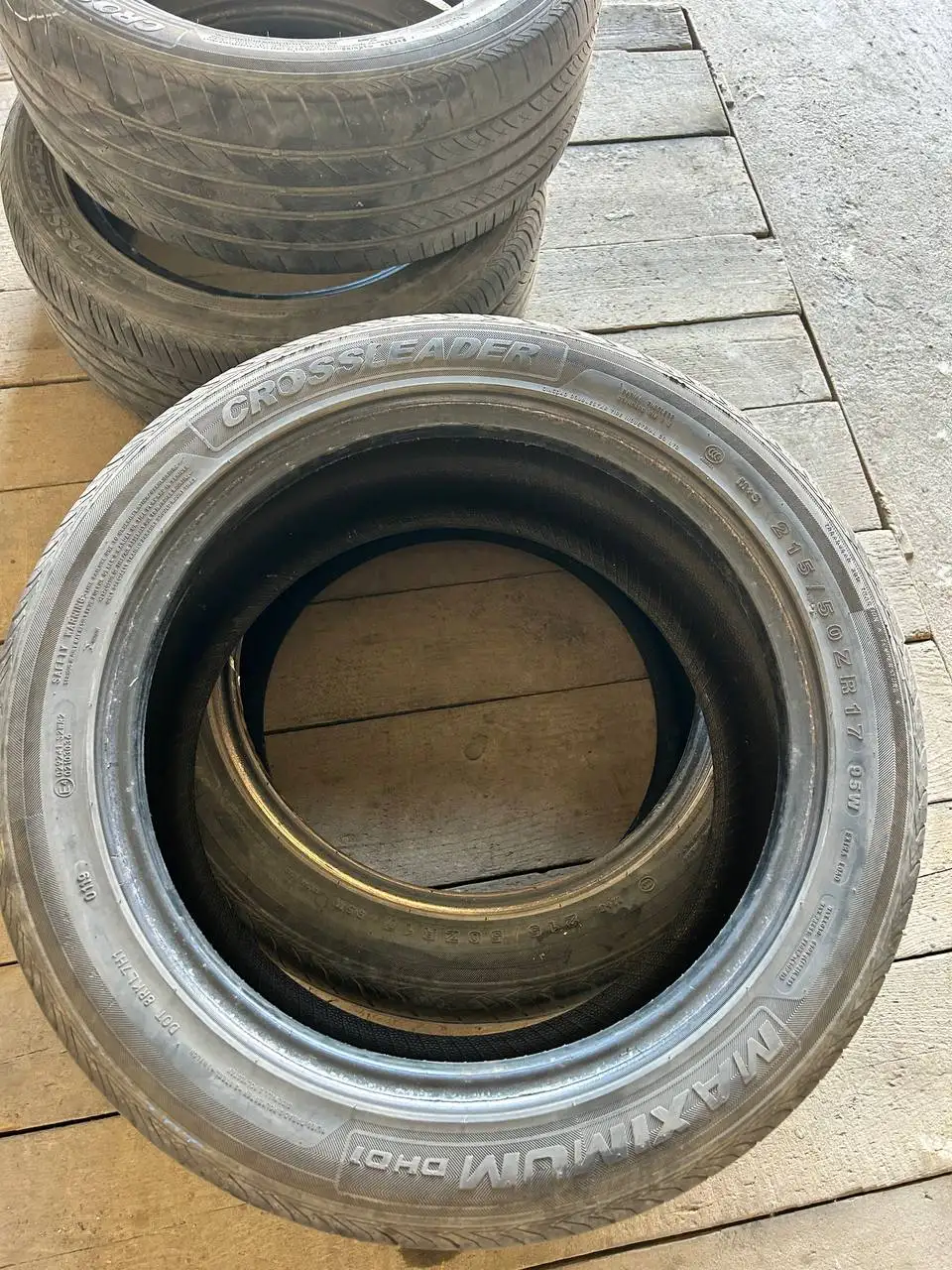 Продам шины 215/50/17 - Шины (Авто) в Новосибирск