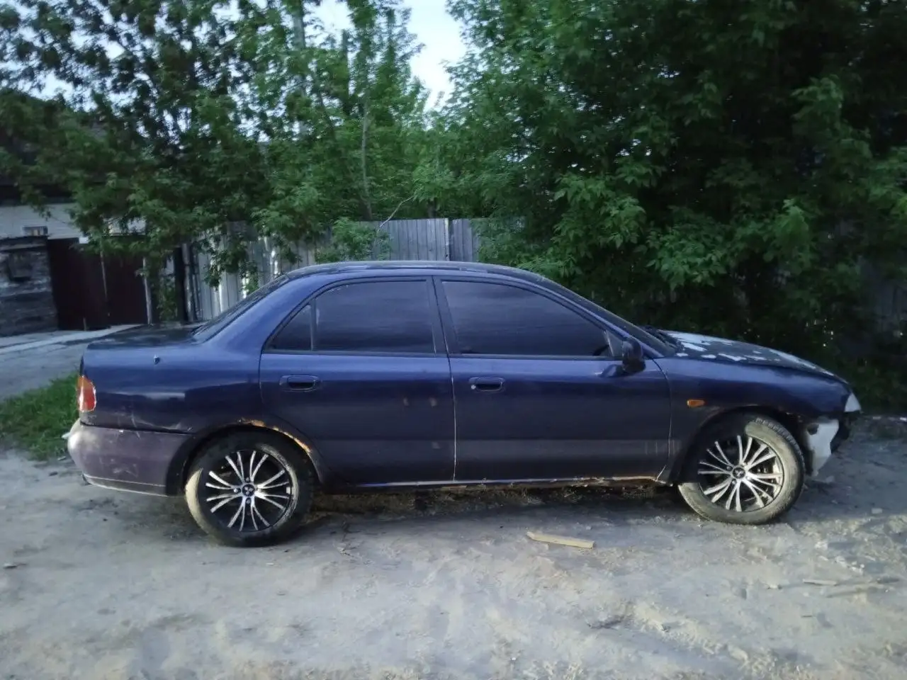 Mitsubishi Carisma 1997 1.8 - Легковые (Авто) в Новосибирск