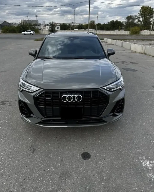 Audi Q3 2021 - Легковые автомобили в Новосибирск