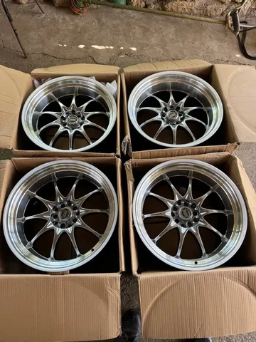 Диски R18 jj10,5 Et35 5x100/114.3 - Запчасти в Евпатория