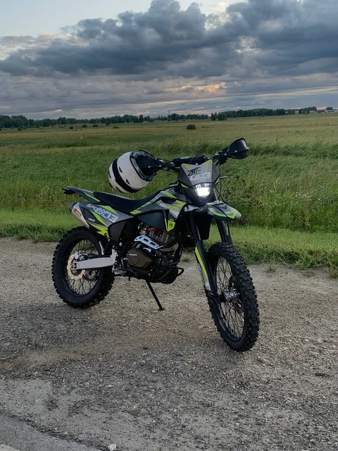 Мотоцикл Regulmoto sport 003 PR - Hyundai Santa Fe в Неизвестно