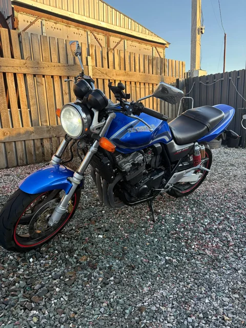 Honda CB 400 SF VTEC 2000 - ВАЗ (Lada) в Новосибирск