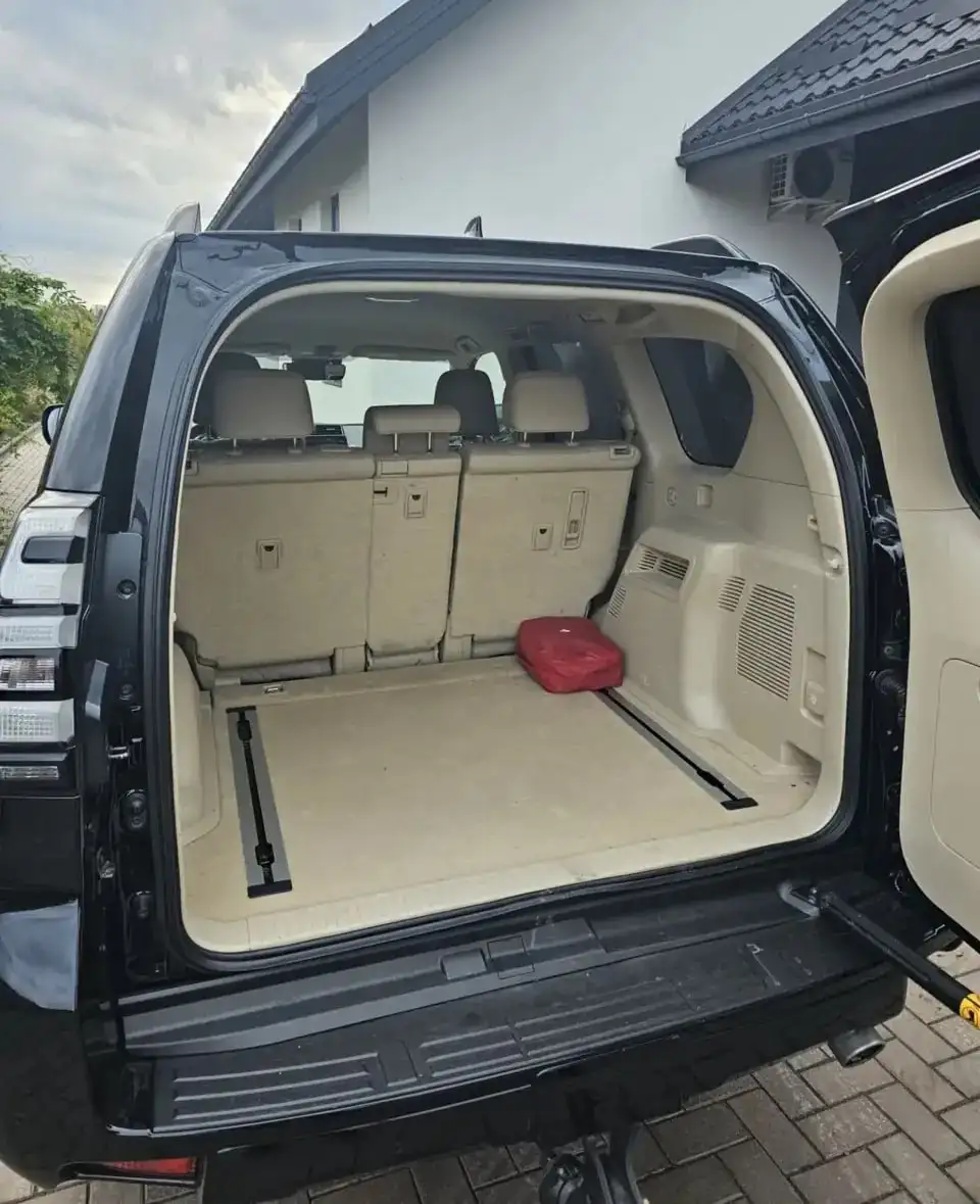 Toyota Land Cruiser Prado - Внедорожники (Авто) в Новосибирск