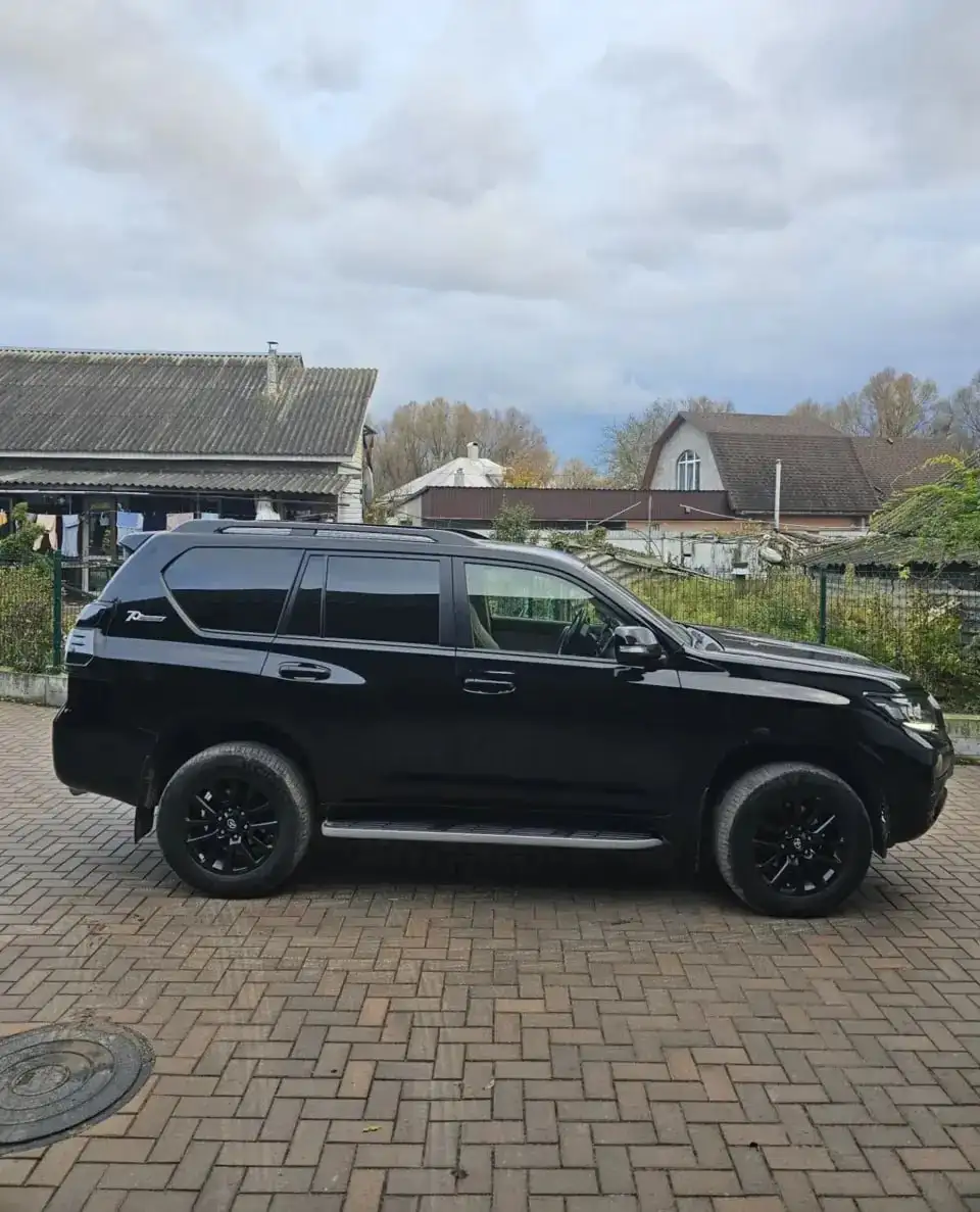 Toyota Land Cruiser Prado - Внедорожники (Авто) в Новосибирск