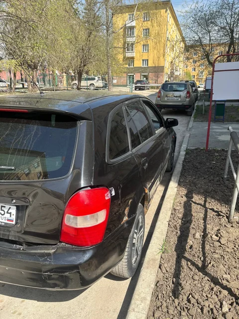 Продам Мазду 323 F 2001 - Аккумулятор в Новосибирск