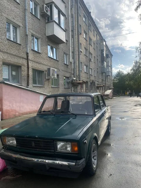 Автомобили ВАЗ-2105 и ГАЗ-203 - Аккумулятор в Новосибирск