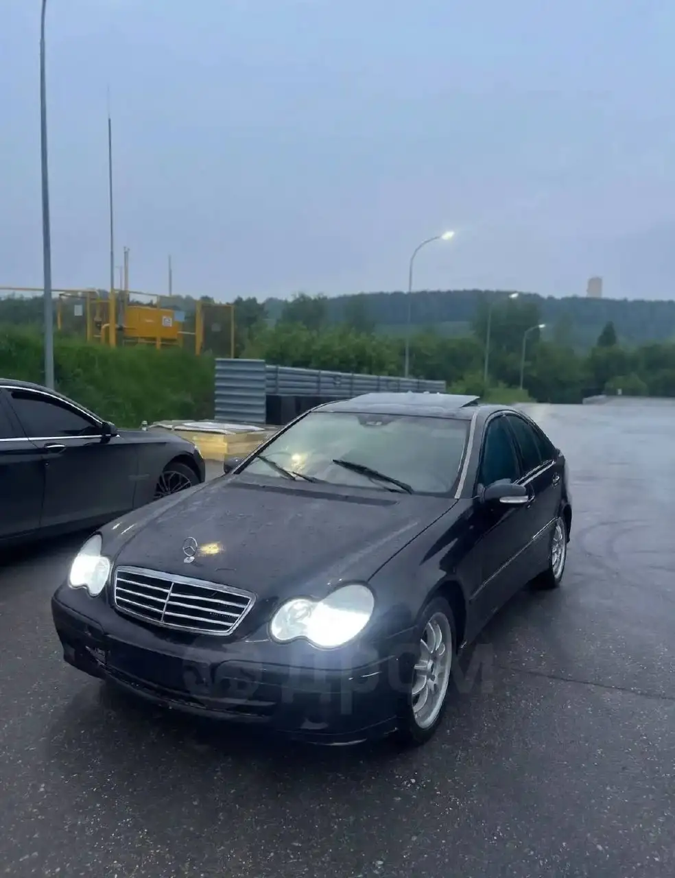 Автомобили ВАЗ-2105 и ГАЗ-203 - Авто в Новосибирск