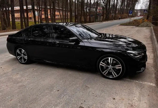 BMW 740Li G12 Long 2016 - частное объявление в Новосибирск