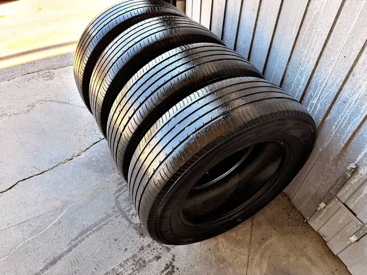 Продажа летней резины 225/65 R17 - Шины и диски (Авто) в Новосибирск