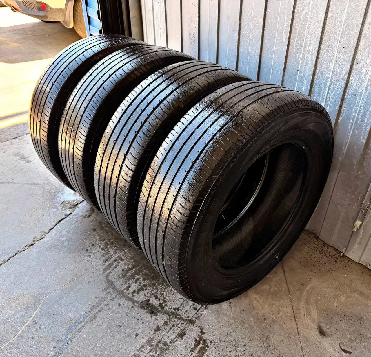 Продажа летней резины 225/65 R17 - Шины и диски (Авто) в Новосибирск