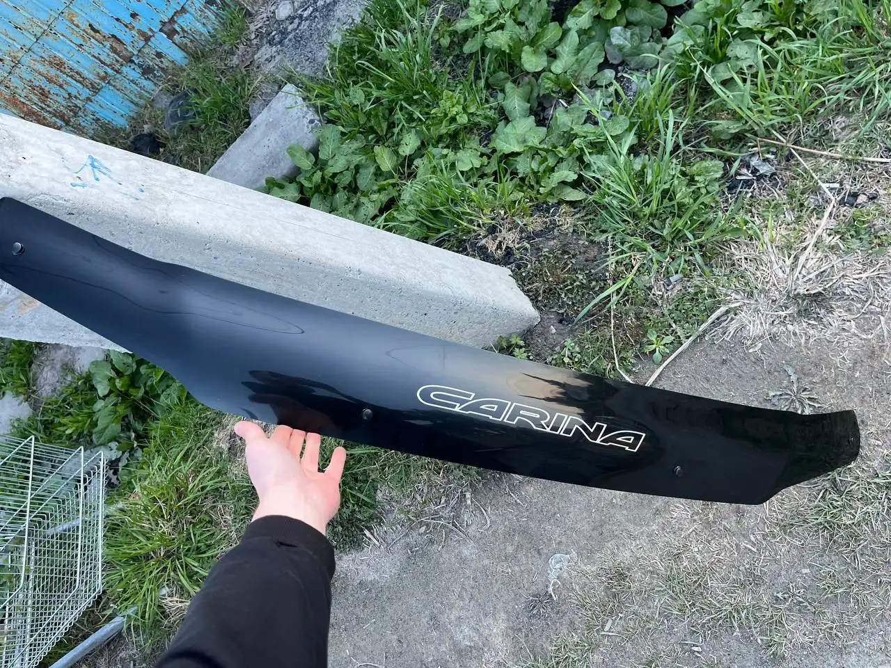 Дефлектор и зеркало на Toyota Carina - Автозапчасти (Авто) в Новосибирск