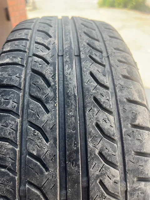 Продажа шин 185/60 R15 - Авто в Новосибирск