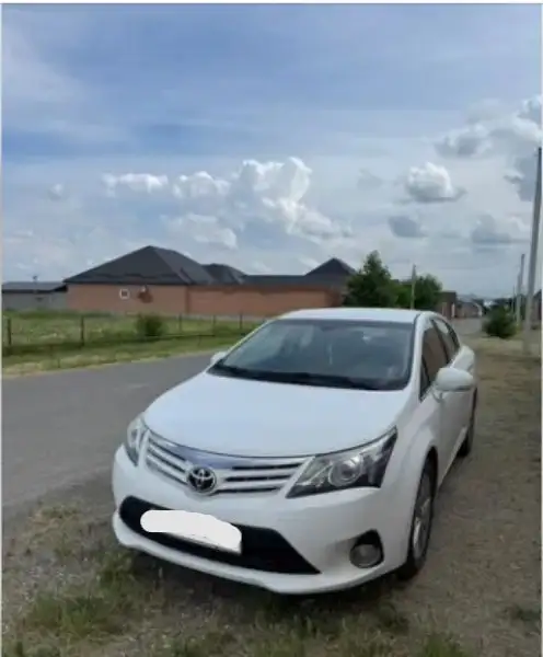 Toyota Avensis 2012 - Toyota Avensis (Авто) в Грозный