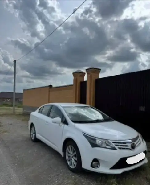 Toyota Avensis 2012 - Toyota Avensis (Авто) в Грозный