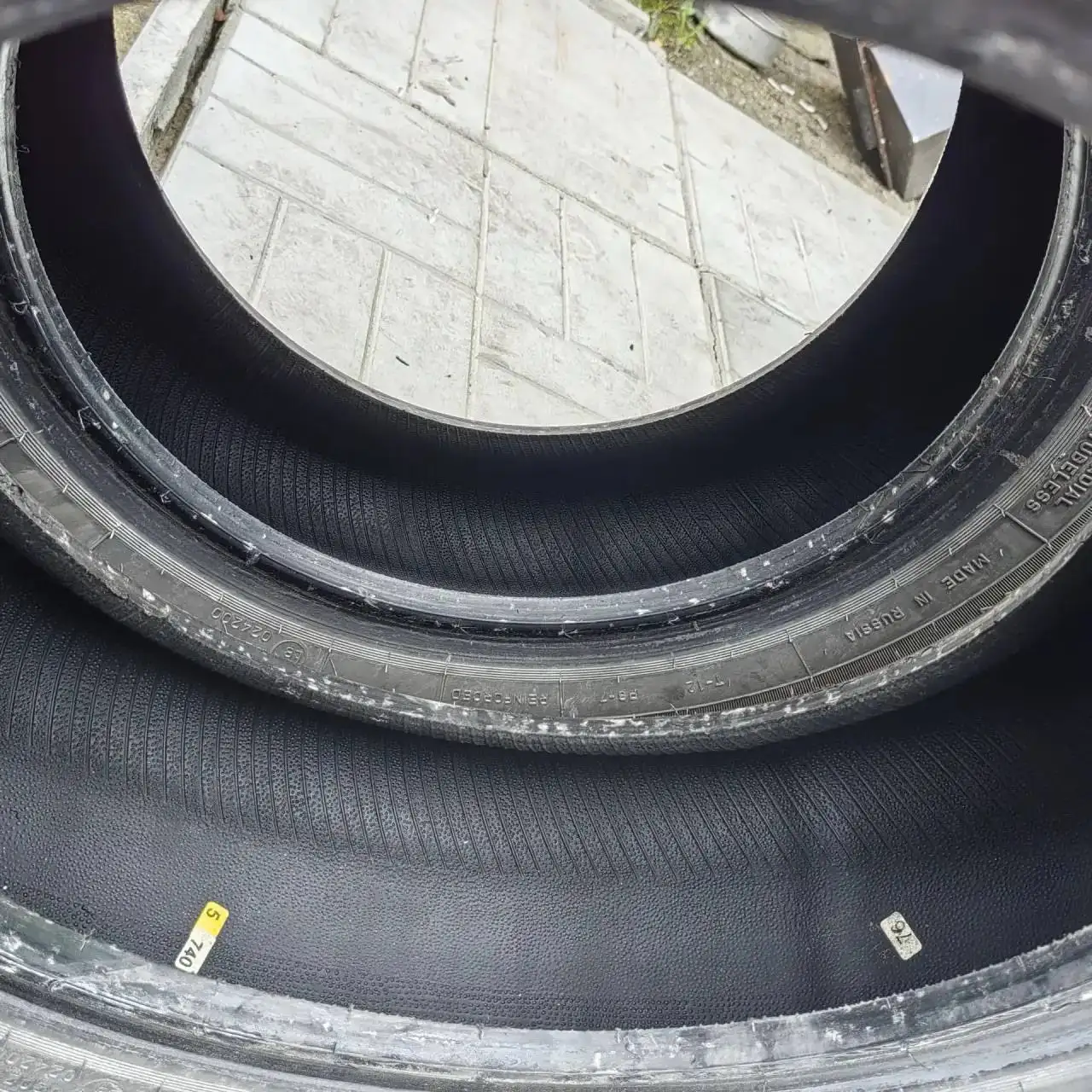 Резина R14 185/65 лето - Шины (Авто) в Новосибирск