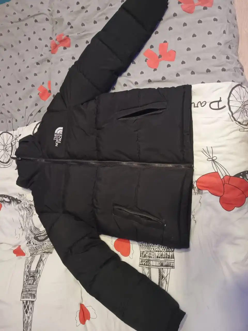 Продам куртку The North Face