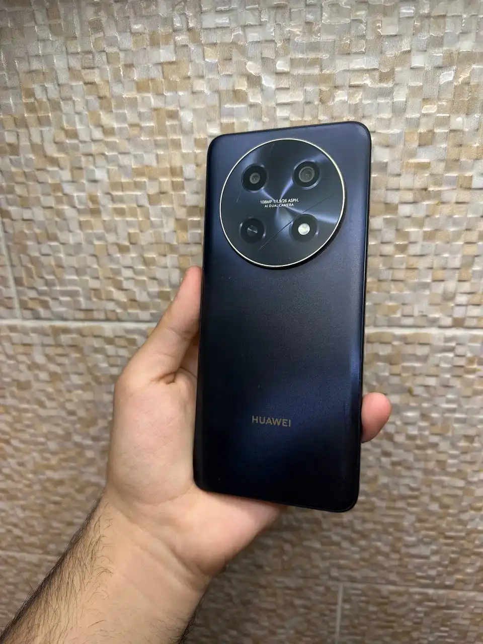 Продам Huawei Nova 12i