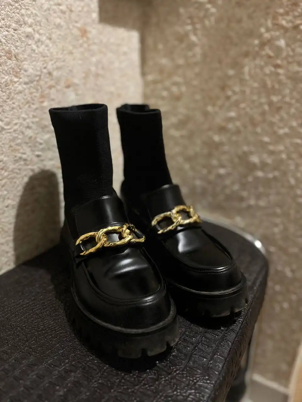 Женские демисезонные ботинки черного цвета 38 размер