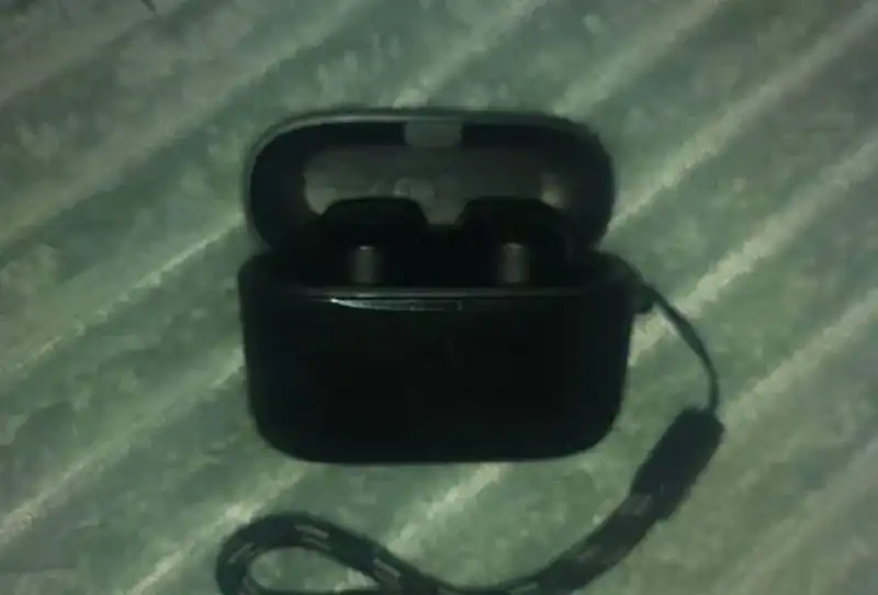 Наушники Soundcore A25i с мелкими царапинами