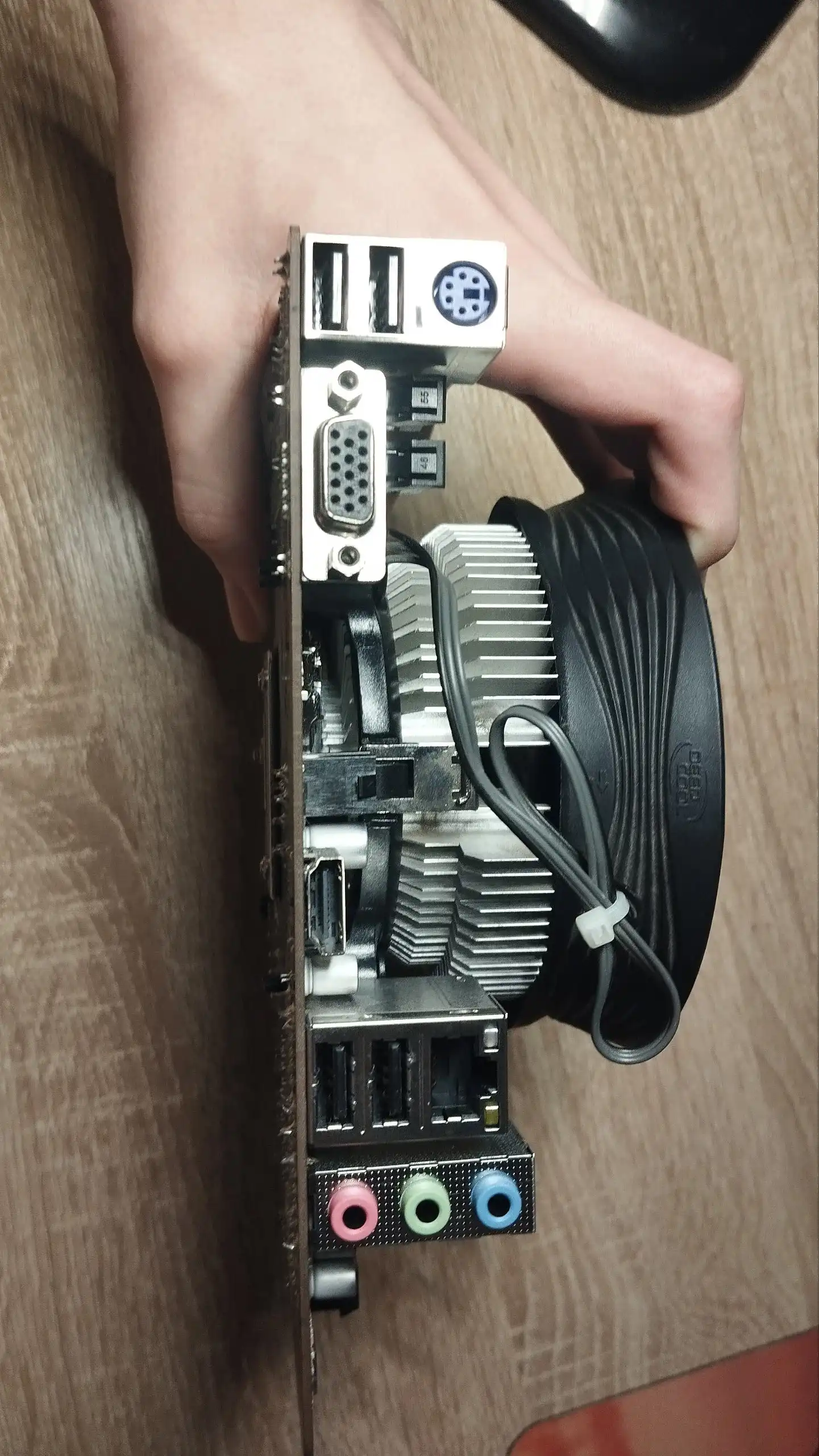 Продам материнскую плату с i3 и видеокарту GTX 650 1GB