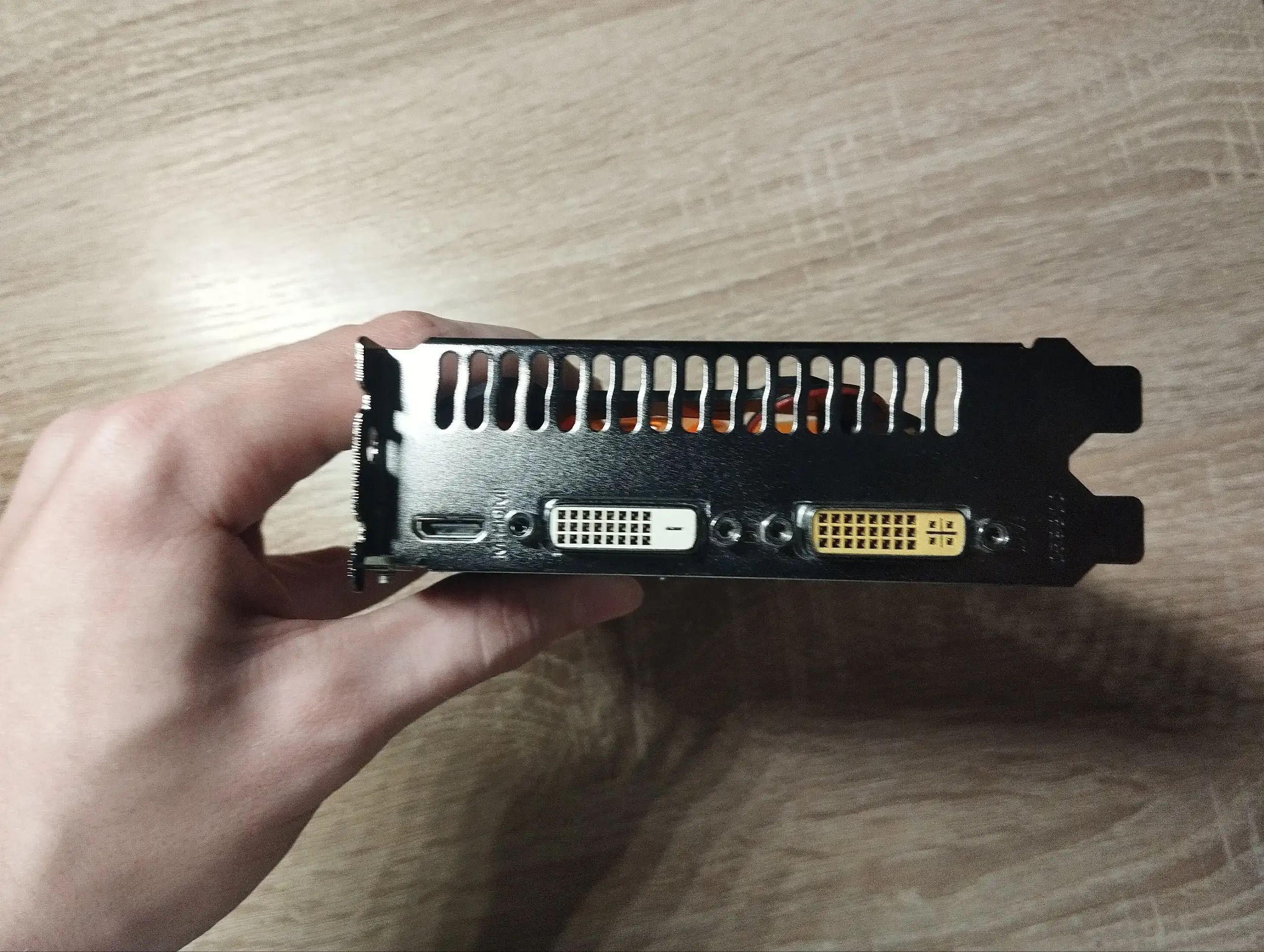 Продам материнскую плату с i3 и видеокарту GTX 650 1GB