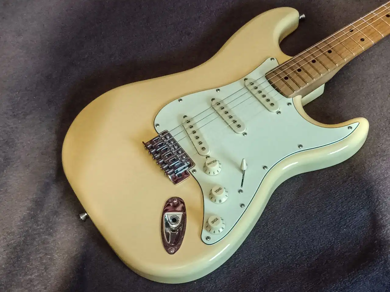 Электрогитара Harley Benton stratocaster vintage