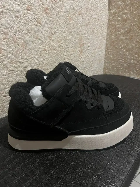 Зимние кроссовки UGG черного цвета 38 размер - частное объявление в Иваново